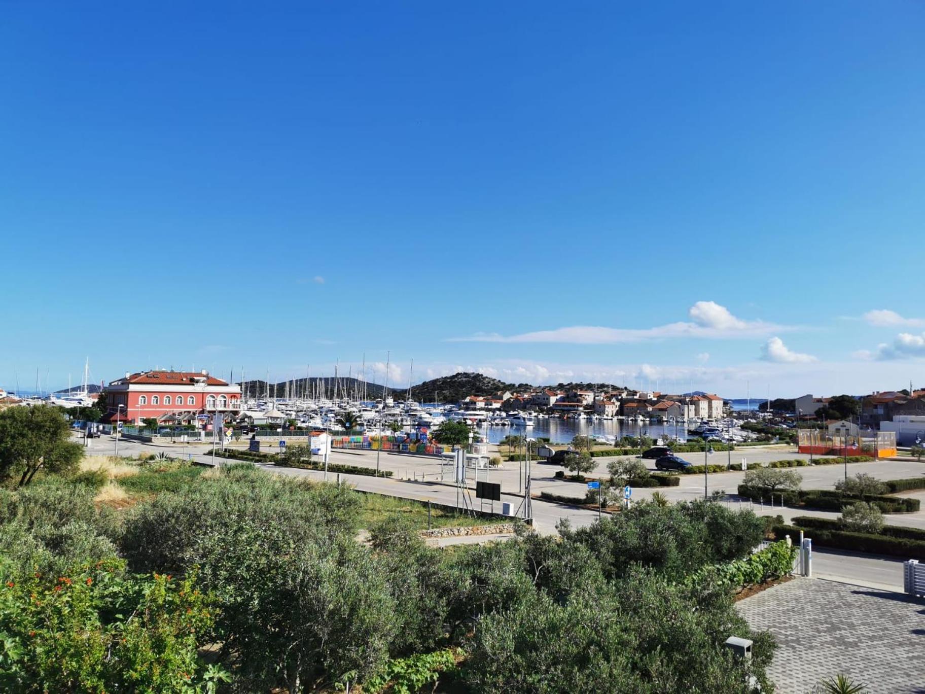Apartmani Vana 1 Tribalj 外观 照片